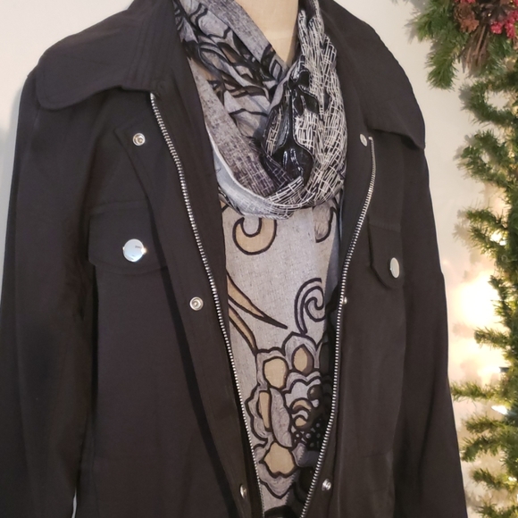 Fall/Spring coat - Picture 4 of 7